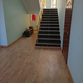 16 sotuk gigant 2 etaž