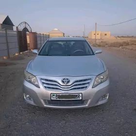 Toyota Camry 2010