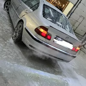 BMW E46 2000
