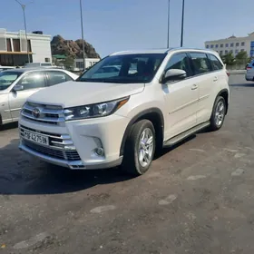 Toyota Highlander 2019
