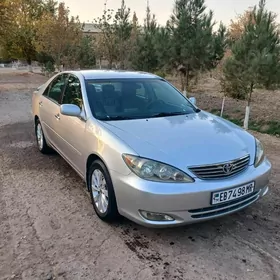 Toyota Camry 2004