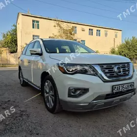 Nissan Pathfinder 2019
