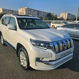 Toyota Land Cruiser Prado 2021