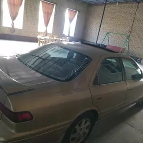 Toyota Camry 1997