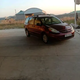 Toyota Sienna 2009