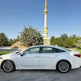 Toyota Avalon 2020