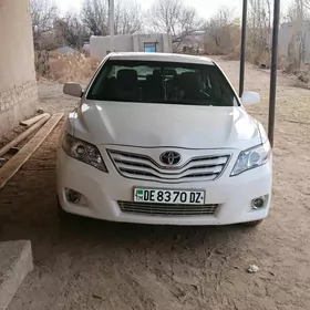 Toyota Camry 2011