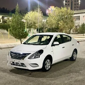 Nissan Sunny 2022