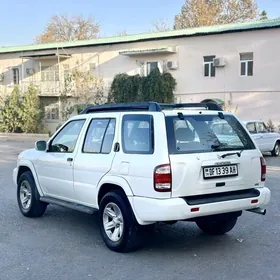 Nissan Pathfinder 2003