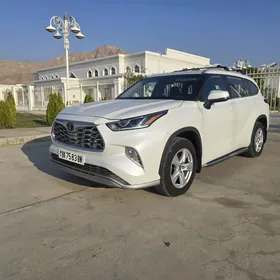 Toyota Highlander 2023