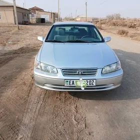 Toyota Camry 2000
