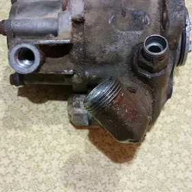 Топливной Мерседес Topliwnoý