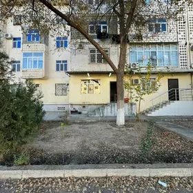 4 мкр 3 комнаты 4/3 этаж