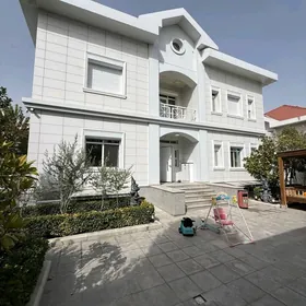 Коттедж Чехова  с мансардой