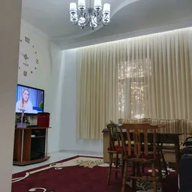 Центр. Ылхам аллея. 3комн