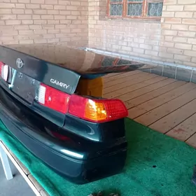 тайота самры