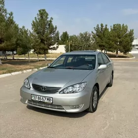 Toyota Camry 2005