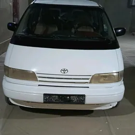Toyota Previa 1993