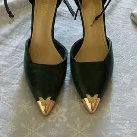 Чёрные туфли