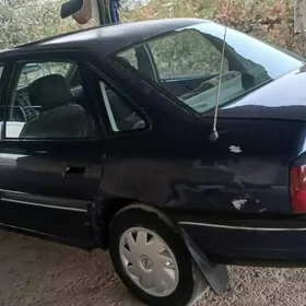 Opel Vectra 1992