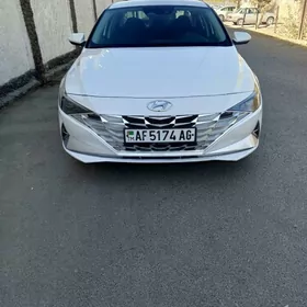 Hyundai Elantra 2021