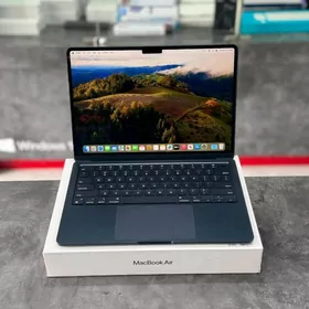 Б/УMacbook Air 8/512gb
