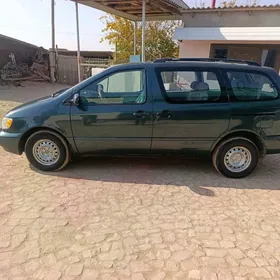 Toyota Sienna 2000