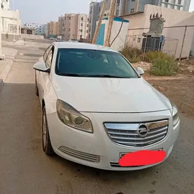 Opel Insignia 2011