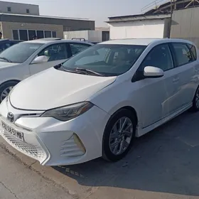 Toyota Corolla iM 2017