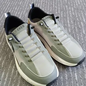 КРАССОВКИ GUANDA