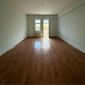 Gogol Poluelitka 4 komnat