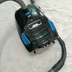 Пылесос Веко.