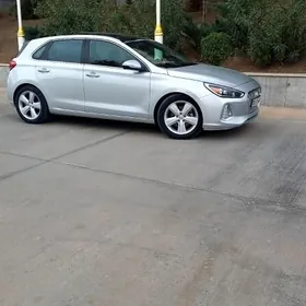 Hyundai Elantra GT 2017