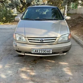 Toyota Sienna 2001