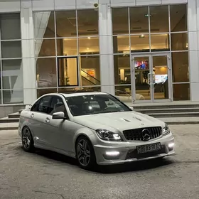 Mercedes-Benz C-Class 2013