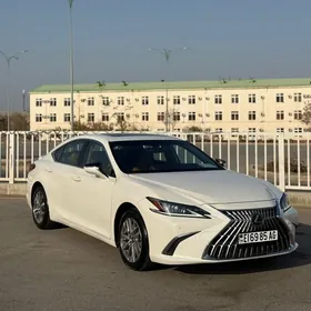 Lexus ES 2023