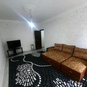 Mir 7/3  1 kom 9/6 et. Surikow