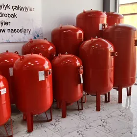 ГИДРОБАКИ 500 л 1000л