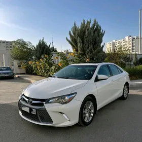 Toyota Camry 2015