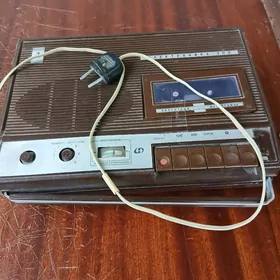 магнитофон эликтроника 302