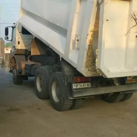 Mercedes-Benz ACTROS 3331 2009