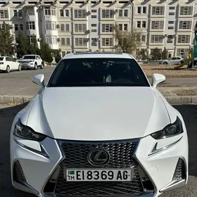 Lexus IS 350 2020