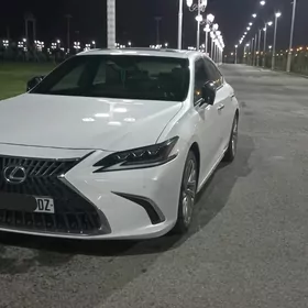 Lexus ES 350 2020