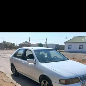 Nissan Sunny 1995