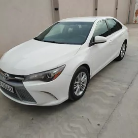 Toyota Camry 2017