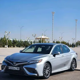 Toyota Camry 2023