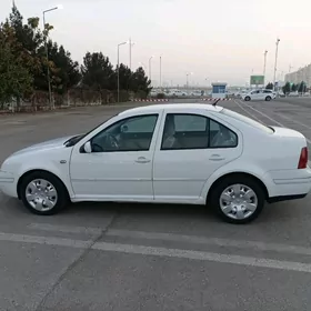 Volkswagen Bora 2001