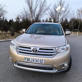 Toyota Highlander 2013