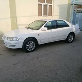Toyota Camry 1998