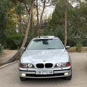 BMW E39 1999